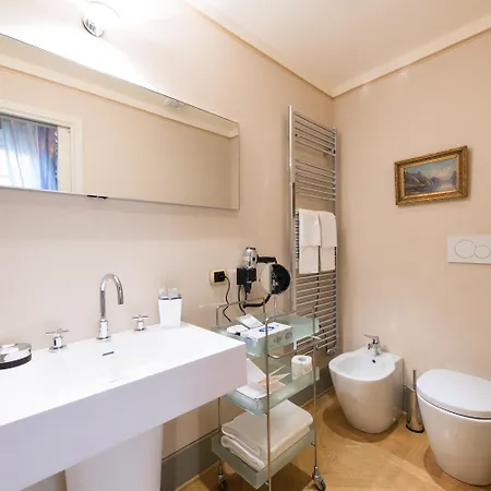 Hotel N.15 Santori Luxury 3*