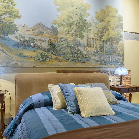 N.15 Santori Luxury Hotel