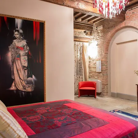 N.15 Santori Luxury Lucca