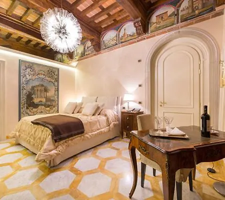 N.15 Santori Luxury Hotel 3*
