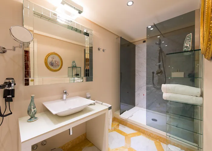 N.15 Santori Luxury Ξενοδοχείο