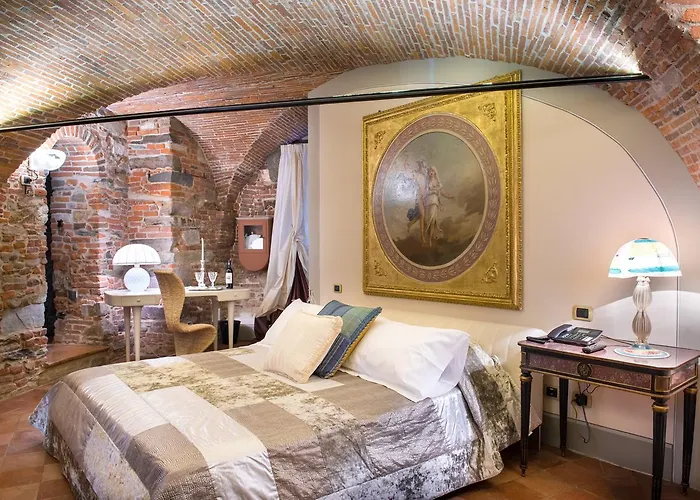 N.15 Santori Luxury 3* Λούκα