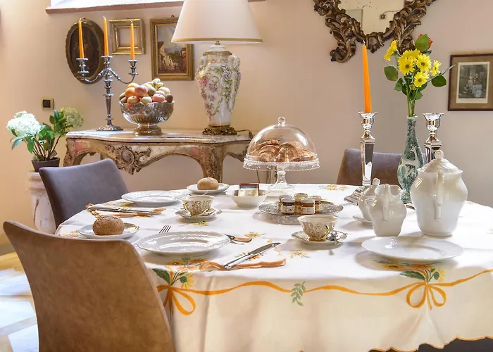 N.15 Santori Luxury Λούκα